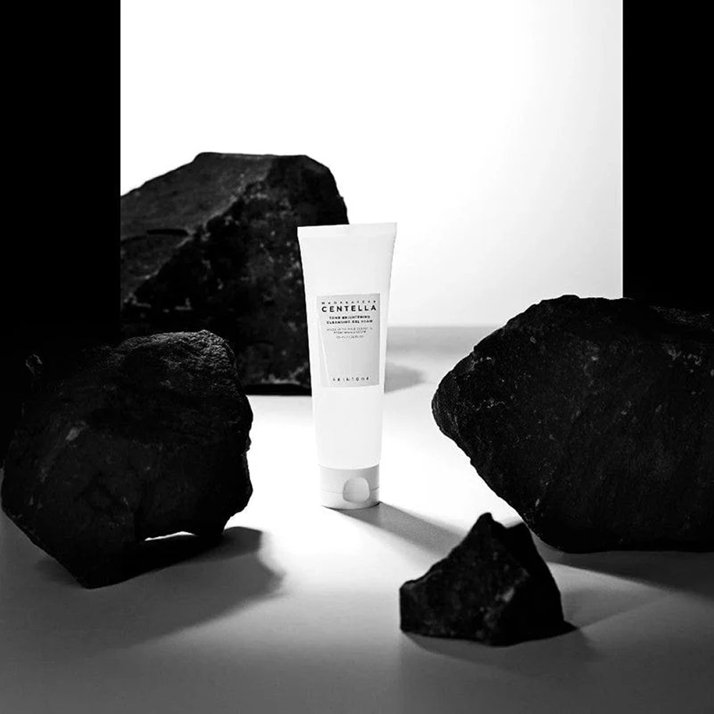 Skin1004 Madagascar Centella Tone Brightening Cleansing Gel Foam 125ml-Gel Cleanser-Aladin Beauty