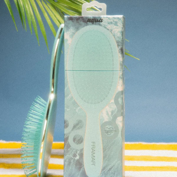 Framar Aqua Detangle Brush Baecation